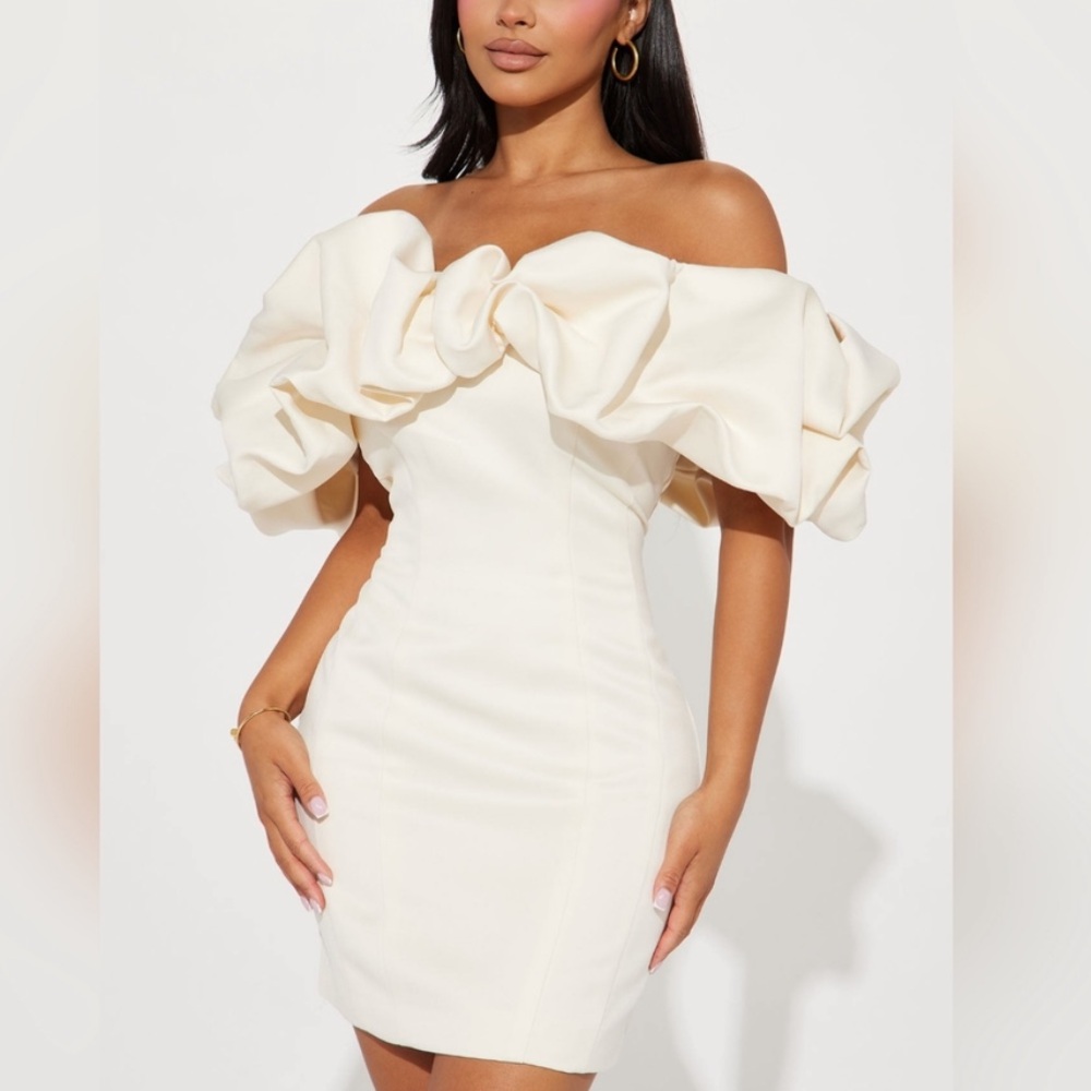 Forever 21 Cream Strapless Ruffle Dress